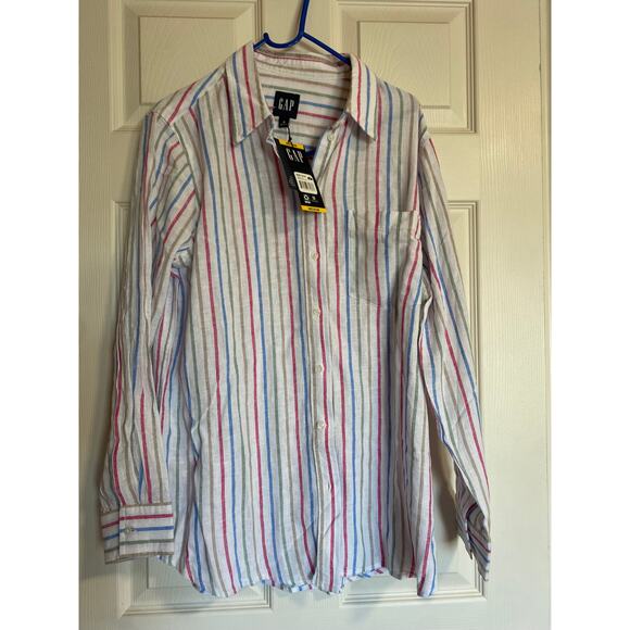 GAP Tops - Stripes bottom shirt